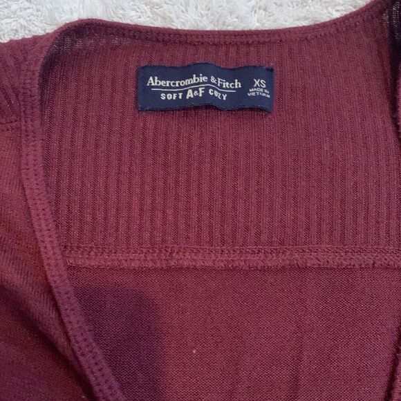 Abercrombie & Fitch burgundy tie sweater.  Size XS. - Picture 2 of 5